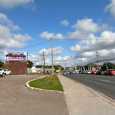 Dieppe, NB - Rue Champlain Street - Digital Billboard #099 - East