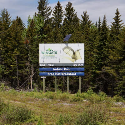 Billboard Hub provides you with professional outdoor billboard advertising. Whether it's highway signage, digital, trivision or static billboard advertising, we've got you covered! Contact us today at (506) 878-2043