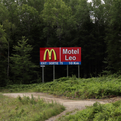outdoor billboard advertising,outdoor highway billboard advertising,outdoor digital billboard advertising,pattison outdoor,toner outdoor,billboard hub,highway signage,trivision billboard advertising