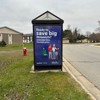 Miramichi, NB - Miramichi Valley High School - McKenna Avenue - Transit Shelter #0018