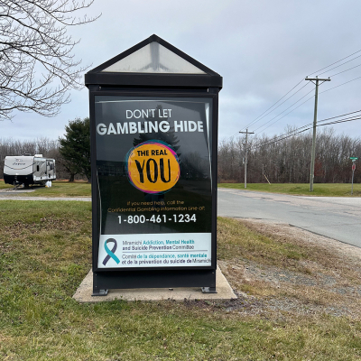 Miramichi, NB - Hostopia - Ironmen Road - Transit Shelter #0022